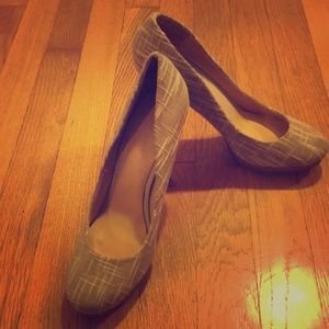 Nine West Tweed Heels